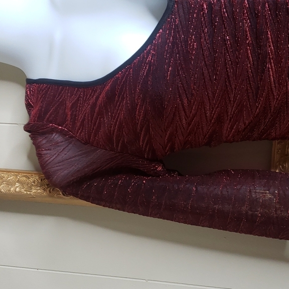 Guess Metallic V Neck Long Sheer Sleeve Ruched Knit Mini Dress - Picture 6 of 10